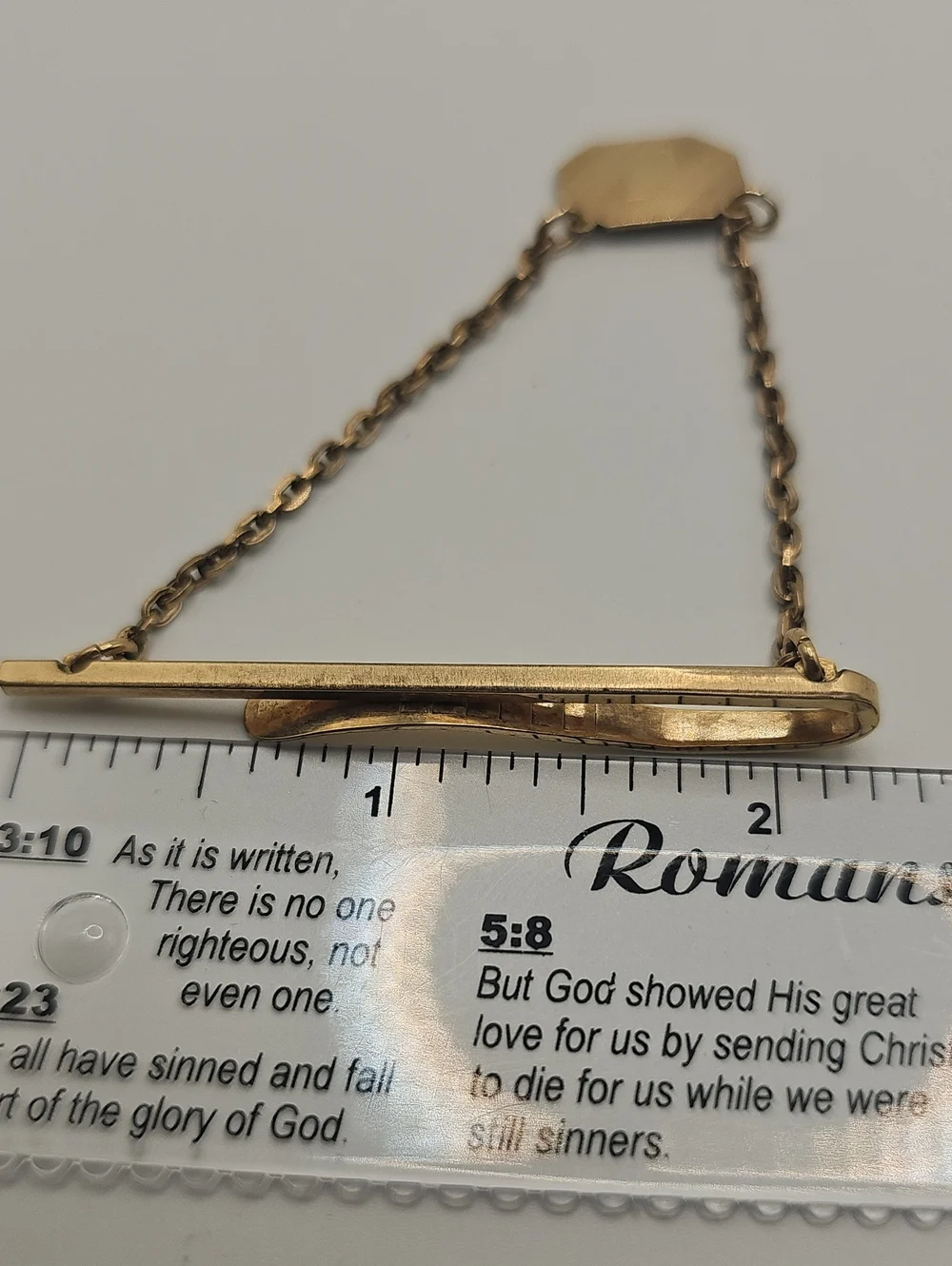 Tie Bar With Draped Chain By KIERSLER. USA Vintage 1940-19508